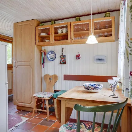 Kaarina - 550m From The Sea In Lolland- Falster And Mon By Interhome *